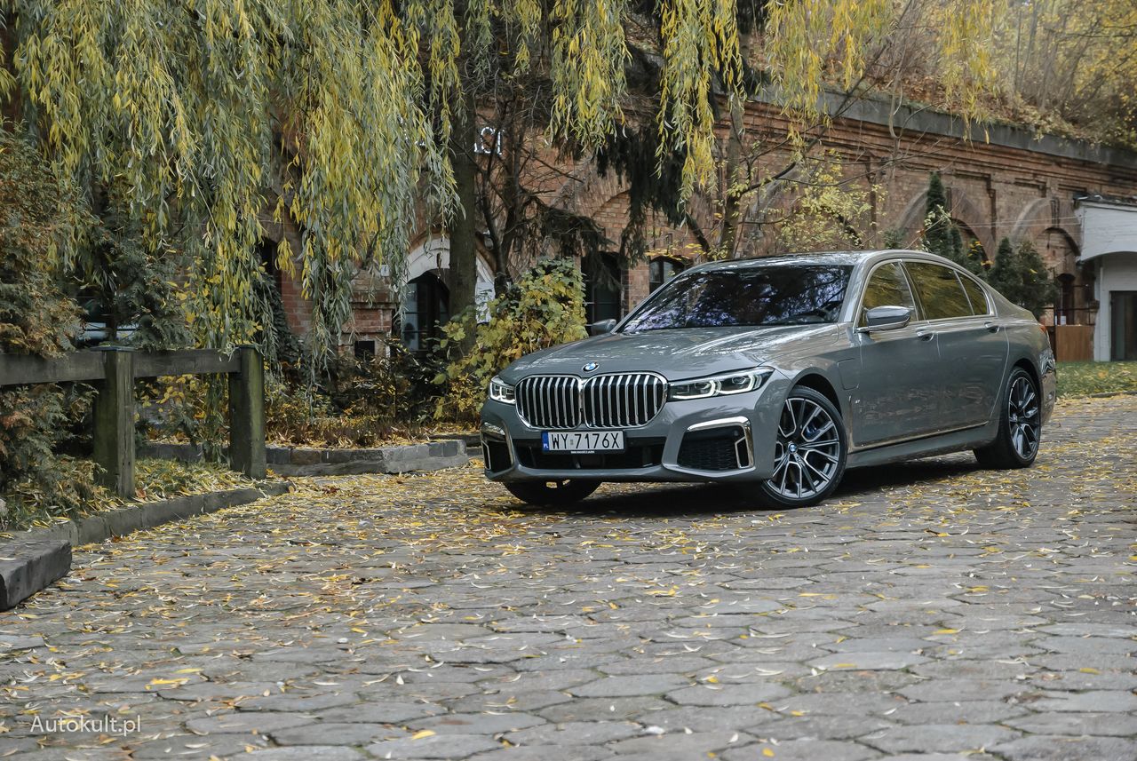 Test BMW 745Le xdrive: w wersji hybrydowej urzeka komfortem