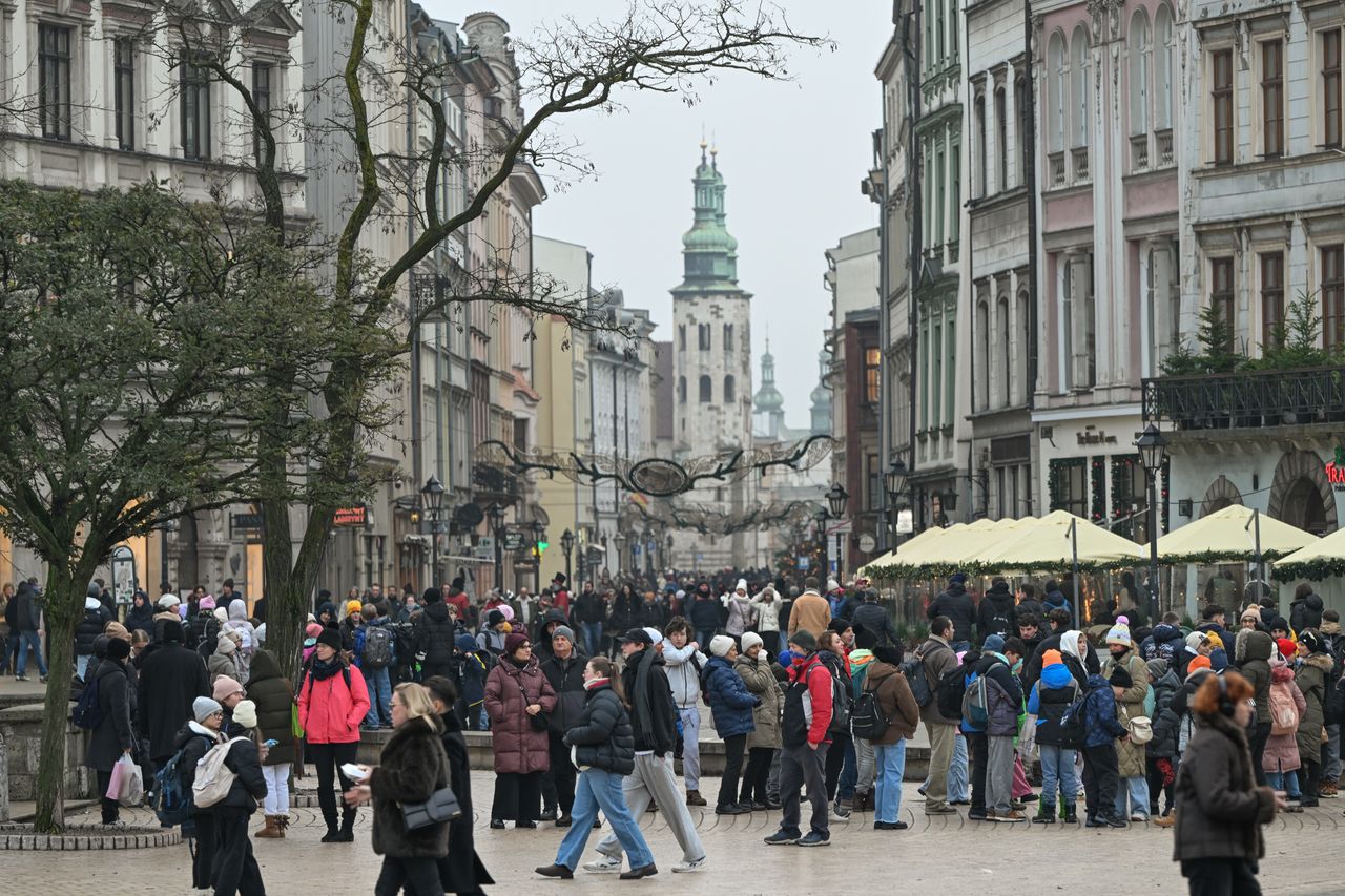 Ile zarabiają Polacy? Nowa mediana pokazuje, jak jest naprawdę