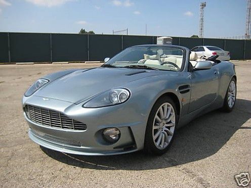 Znalezione na eBayu: Aston Jaguar Martin XK8