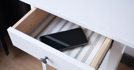 Masz w domu stary telefon? Oddaj go i wesprzyj Szlachetną Paczkę
