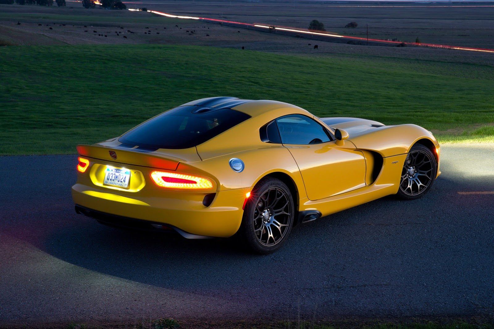 2013 SRT Viper - w żółci, czerwieni, czerni i niebieskim [aktualizacja] 99