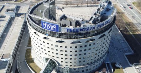 TVP wydała niemal 44 MILIONY ZŁOTYCH. ZAiKS chce jeszcze więcej