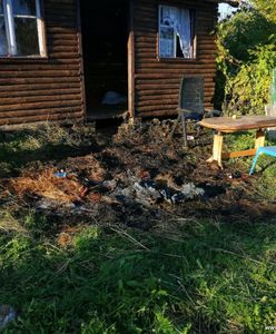 Spalił cudze zabawki, bo chciał się ogrzać. 35-latek zatrzymany