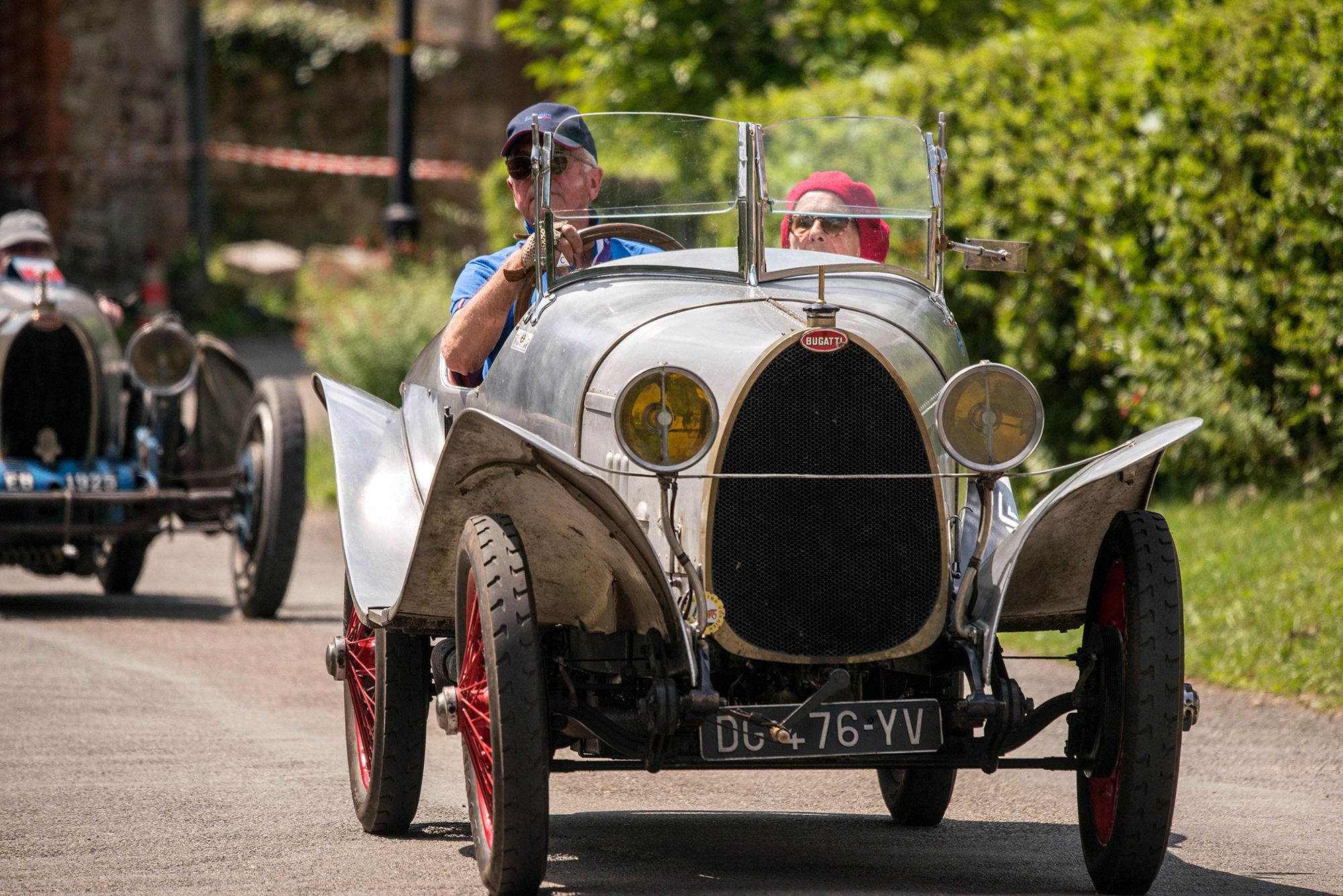 Zabytkowe bugatti wzięły udział w rajdzie. To uczta dla każdego konesera motoryzacji 7