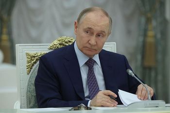 Koniec z zagranicznymi mundurami dla armii. Putin wydał dekret