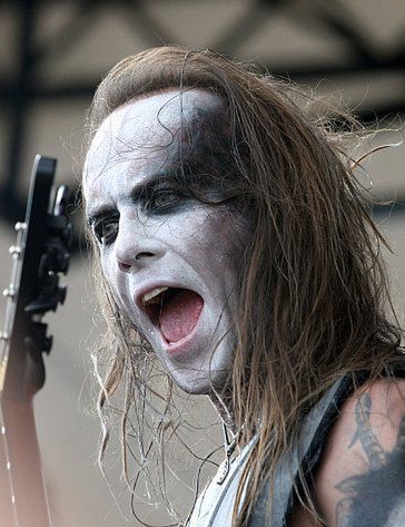 Nergal: "Swoją karierę zawdzięczam Chrystusowi!"