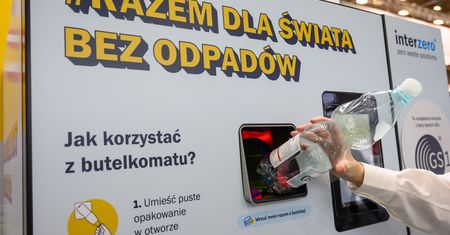 Klienci narzekają na system kaucyjny. Kolejki, awarie, problemy rosną