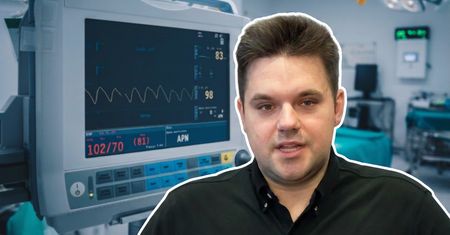 61-latka zmarła po nierozpoznanym zawale. Przyjmował ją Dawid Kacprzyk
