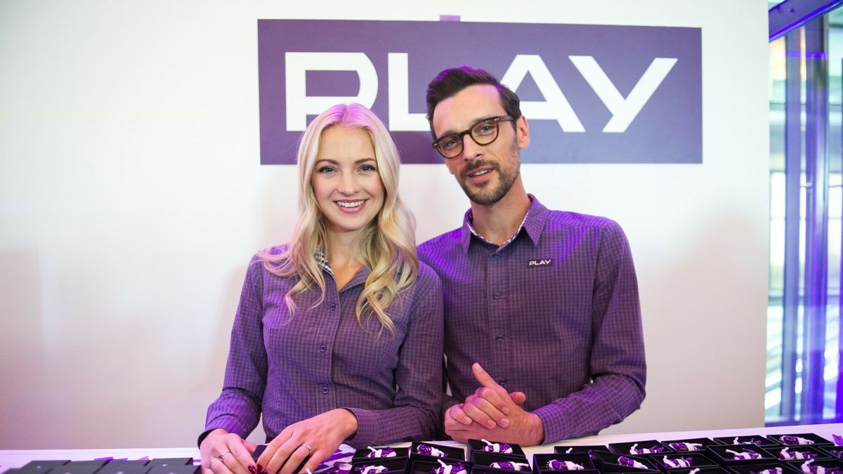 P4 właściciel sieci Play bierze gigantyczny kredyt w wysokości 5,5 mld zł