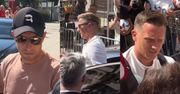 Piłkarze SZPANUJĄ drogimi ciuchami na zgrupowaniu w Katowicach: Zieliński w t-shircie z Diora, Lewandowski rozdający autografy