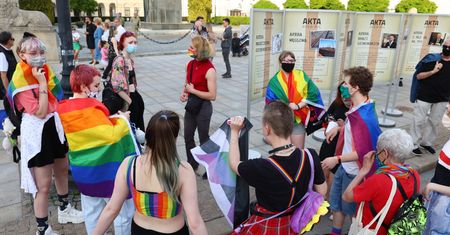 Warszawa. Grozi im po 10 tys. złotych za "Tęczowe Disco". Sanepid bada sprawę