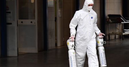 Koronawirus. Nowa prognoza epidemii. Lockdown w Polsce może nadejść szybko