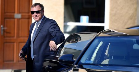 Nowa limuzyna Jacka Kurskiego. Z publicznych pieniędzy i ochroną SOP
