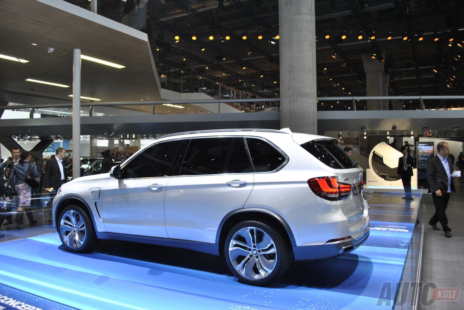 BMW X5 eDrive Concept
