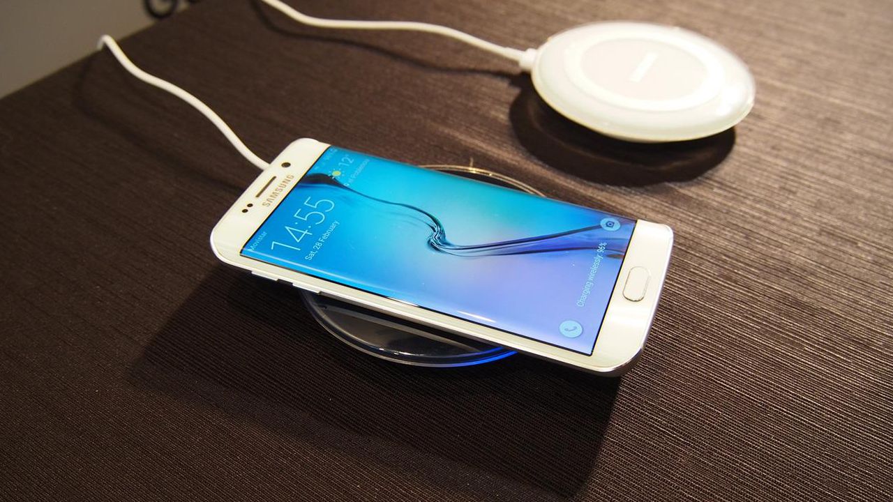 Galaxy S6 i Galaxy S6 edge oficjalnie. Metalowo-szklany flagowiec w dwóch odsłonach 4
