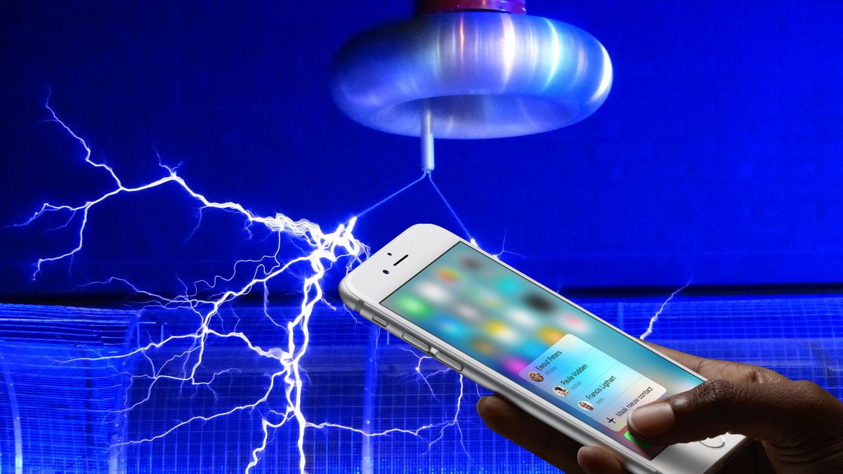 Nowe iPhone'y z bezprzewodowym ładowaniem? Mam nadzieję, że Apple wynajdzie je na nowo 1