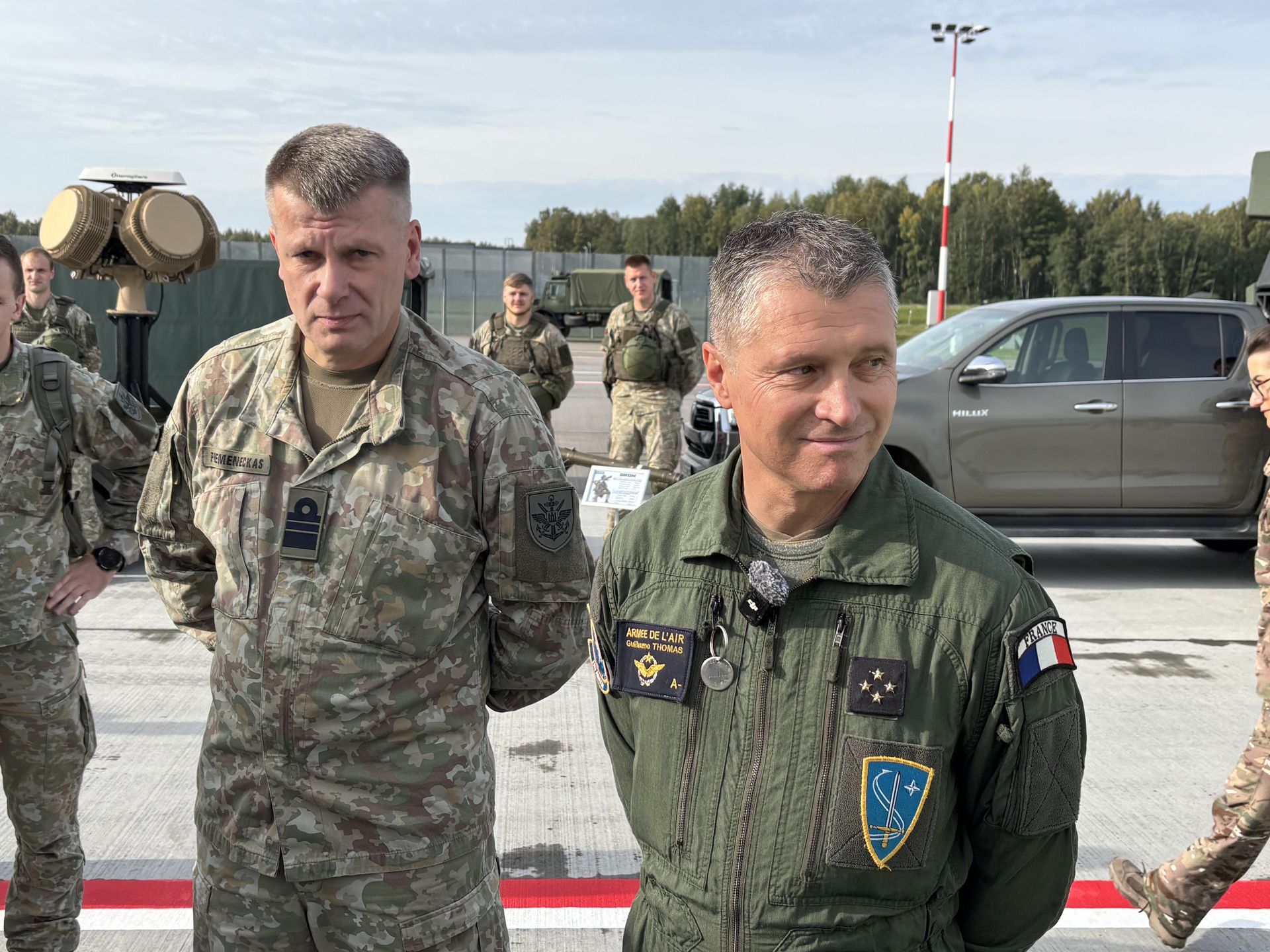 admirał Giedrius Premeneckas, gen.  Guillaume Thomas