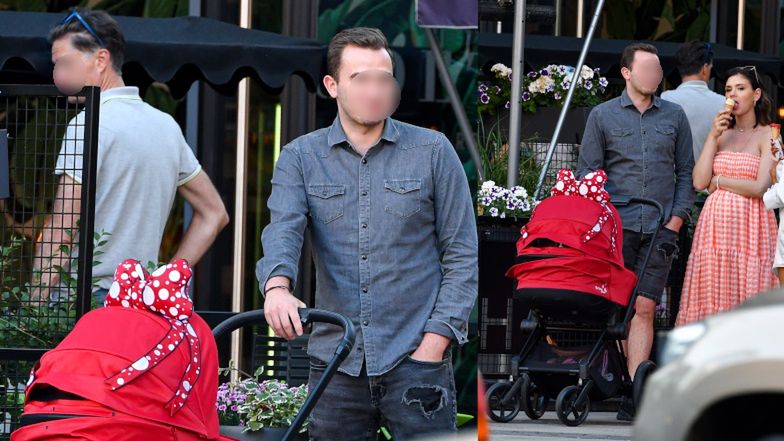 Klaudia Halejcio na lodach z rodziną