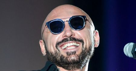 Patryk Vega szykuje się do ANGLOJĘZYCZNEGO DEBIUTU! Nakręci film o... Putinie: "W Polsce już się NIE ROZWINĘ"