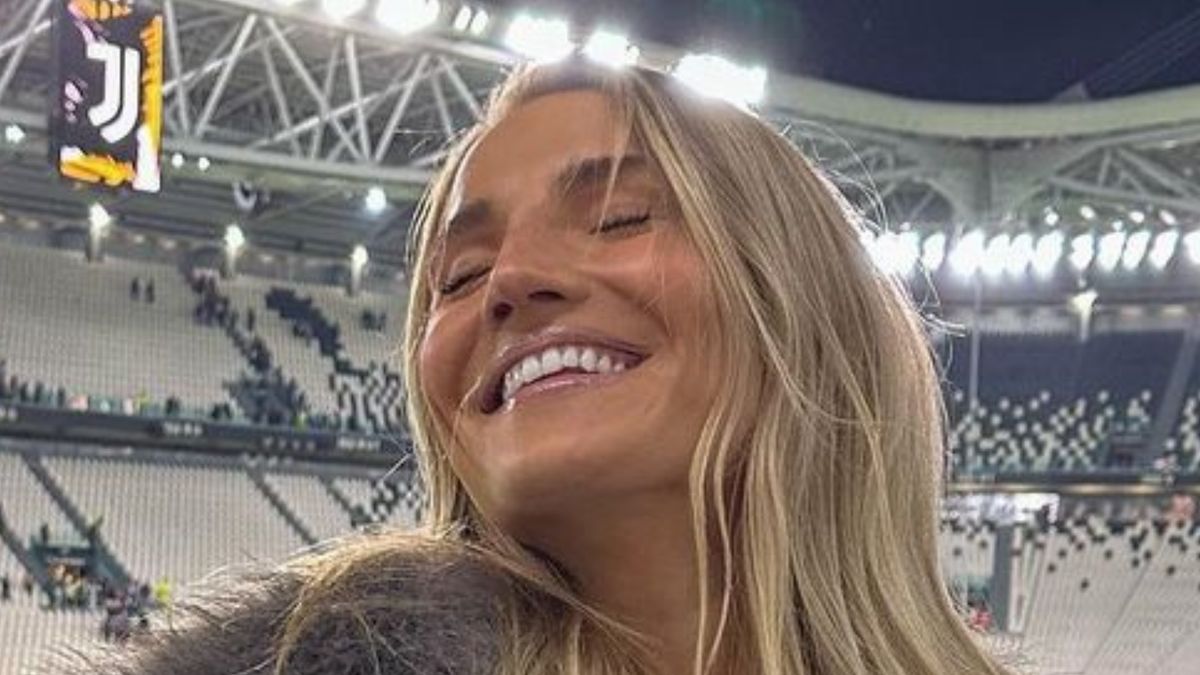 Agata Sieramska pręży ciało w zmysłowej bieliźnie. Internauci są zachwyceni