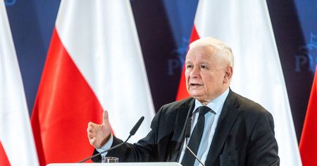 Brak tanich mieszkań? Prezes mówi o "układzie deweloperskim". A tak widzą to Polacy