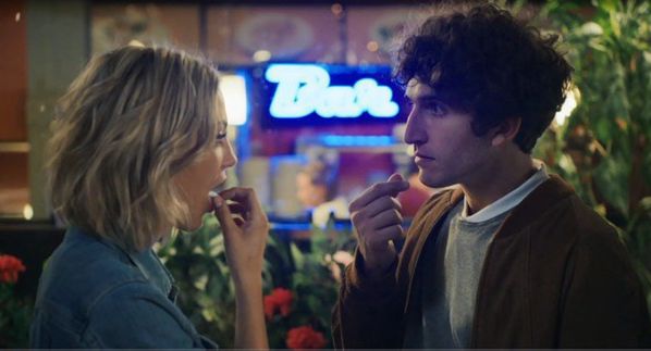 "Moc orzeźwienia" w reklamie Halls (wideo)