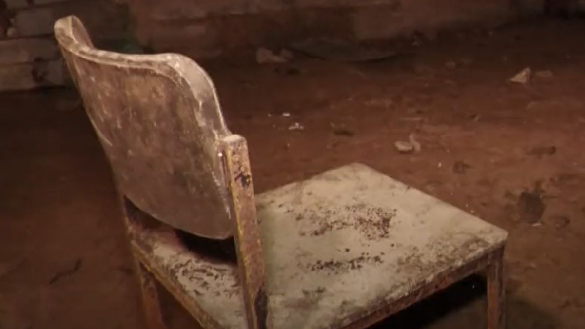 Dziennikarze pokazali salę tortur w Buczy 