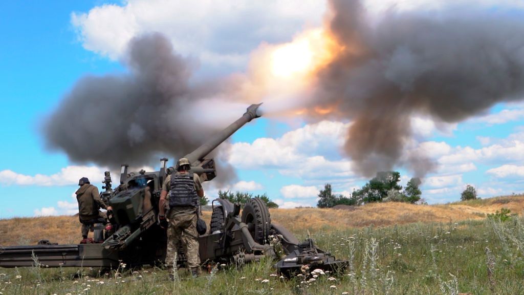 Ukrainian artillery on the front