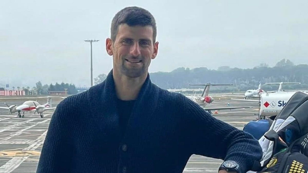Novak Djoković na lotnisku