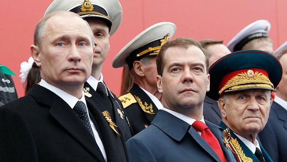 Władimir Putin i Dmitrij Miedwiediew