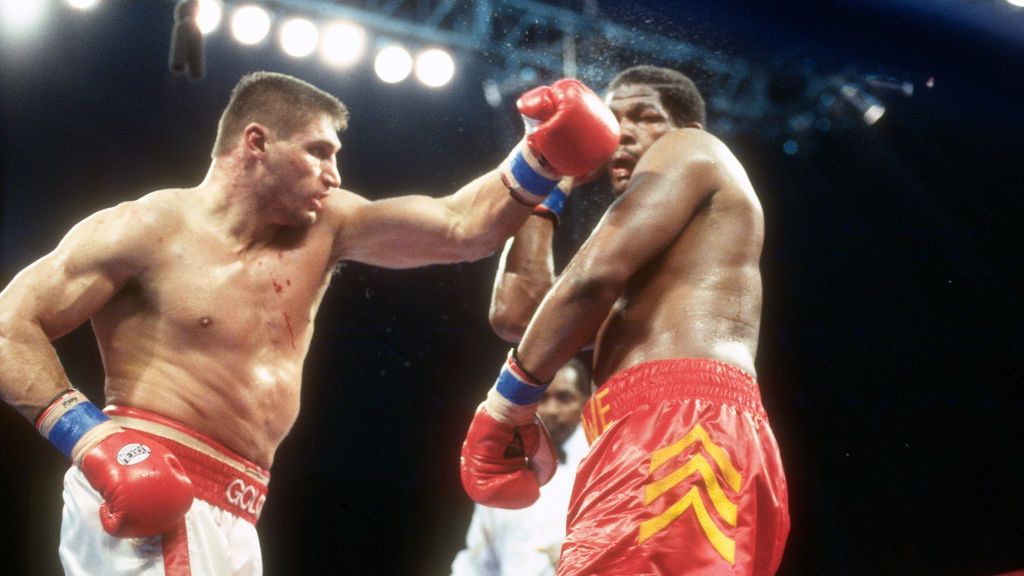 Tyson wraca do ringu. Co na to Gołota?