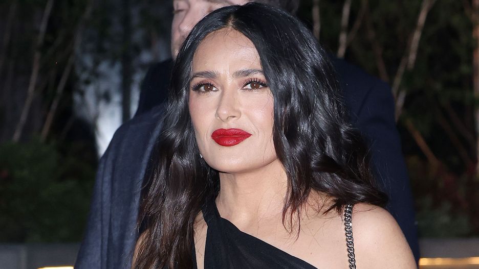 Salma Hayek na pokazie Gucci w galerii Tate Modern w Londonie
