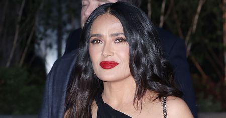 Salma Hayek z mężem miliarderem na pokazie Gucci. Zmysłowa aktorka pokazała klasę