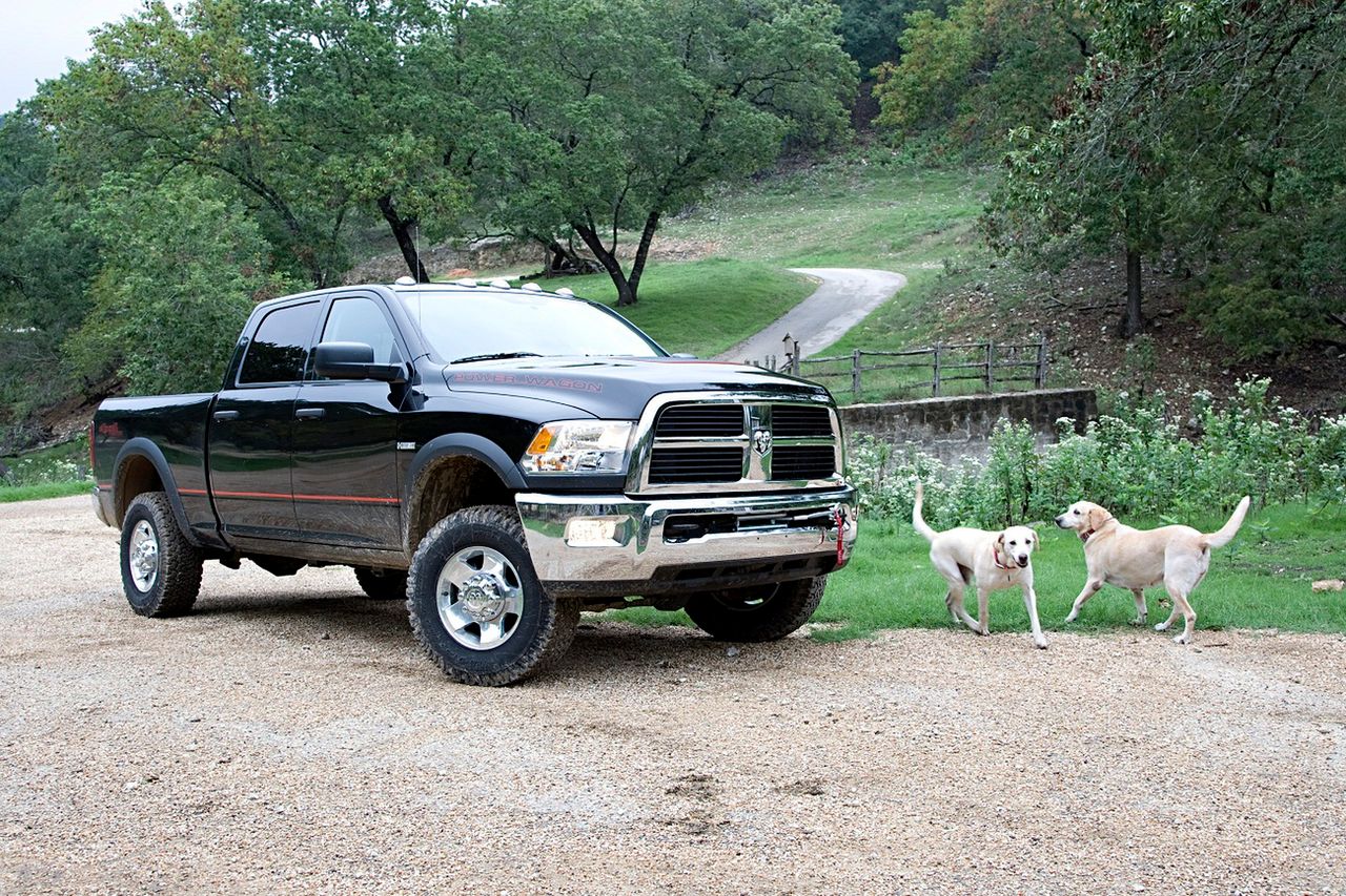 Dodge Ram (fot. images.thefirehouse.biz)