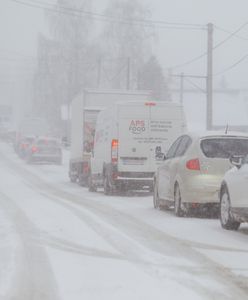 Alarm w Rumunii. Zamknięte drogi i porty, przerwy w dostawach prądu