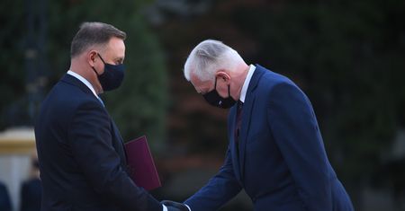 Chłodne relacje Andrzeja Dudy z Jarosławem Gowinem. Znamy powód