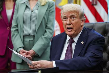Trump pozywa "The New York Times". Żąda 15 mld dolarów