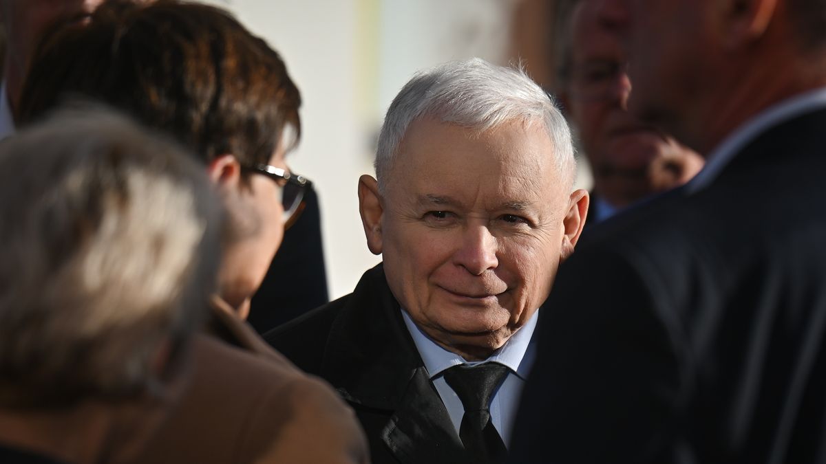 Jaroslaw Kaczynski, the chairman of the Law and Justice (PiS) rulling party, speaks during a meeting with his party supporters in Wadowice.
The next Polish parliamentary elections will be held in Poland in autumn 2023 to elect members of the Sejm and Senate.
On Saturday, November 12, 2022, in Wadowice, Lesser Poland Voivodeship, Poland. (Photo by Artur Widak/NurPhoto via Getty Images)