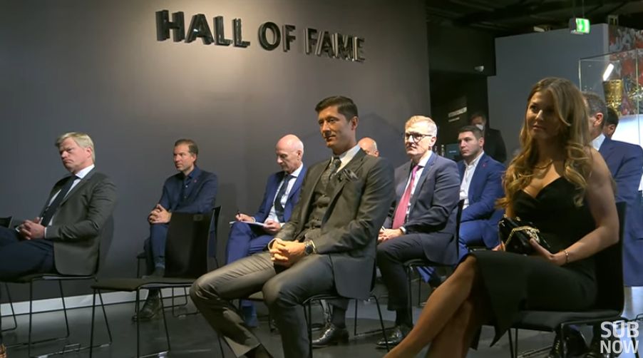 Anna Lewandowska wspiera Robert podczas odbierania Złotego Buta 