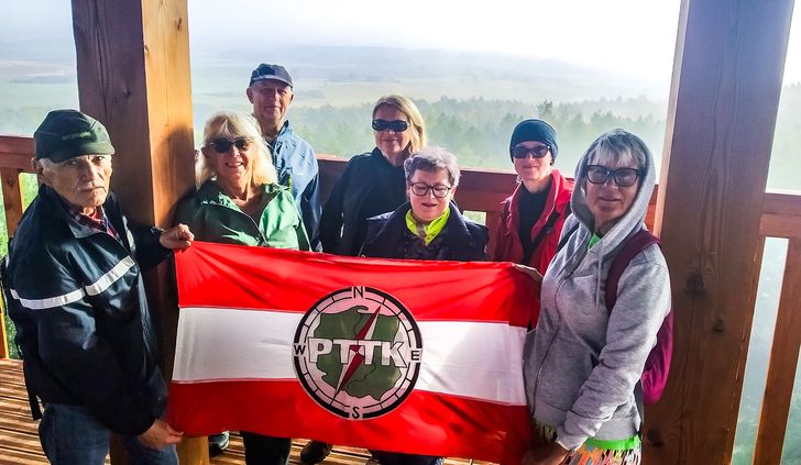 Jesienna wyprawa PTTK: pociągiem na Górę Dąbrowę z Piły