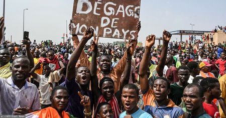 Niger. Fala gniewu mieszkańców skierowała się na Francję