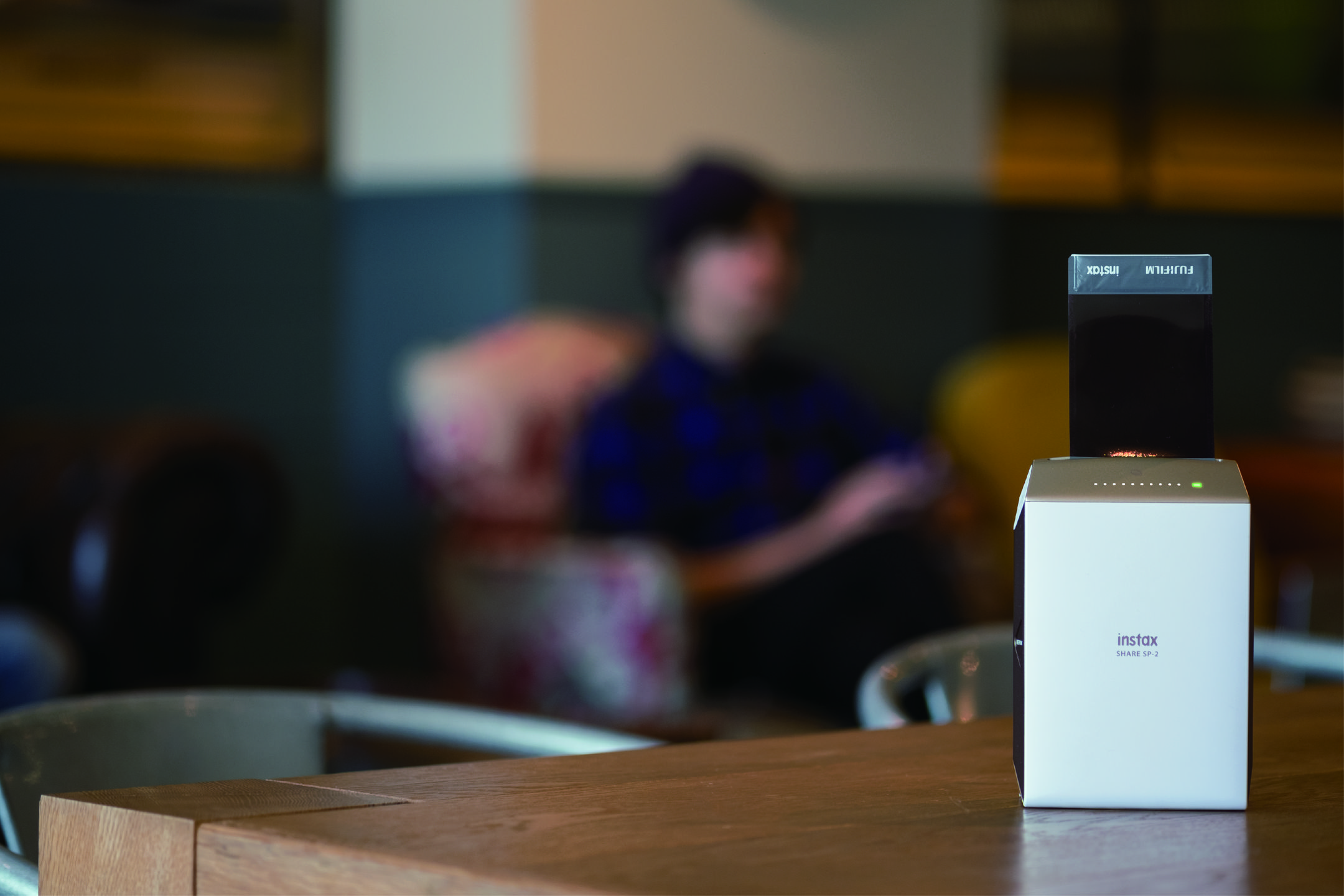 Fujifilm Instax Share SP-2 - mobilna drukarka na wkłady Instax mini z rozdzielczością 320 dpi 7