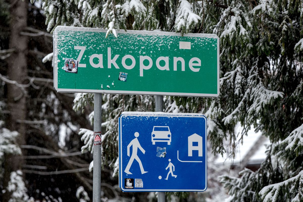 Zakopane zasypane. Pierwszy śnieg u podnóża Tatr 