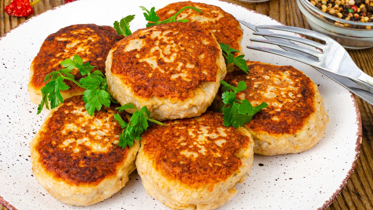 Wegetariańskie kotlety sprawdzają się nie tylko w piątek.  