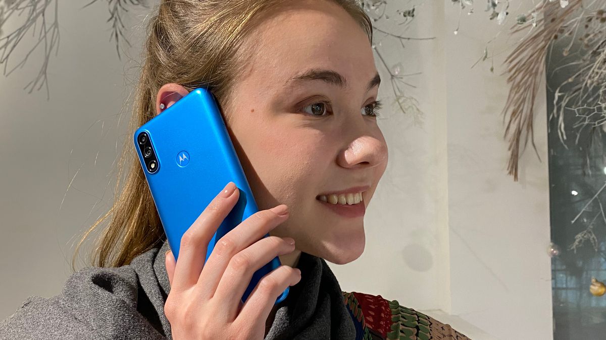 Motorola Moto E7 Power w Polsce. Spory ekran i wielka bateria za grosze 1