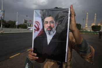 Tak uniknął śmierci. Media ujawniają ws. Modżtaby Chameneiego