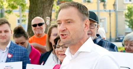 Nitras nie dał szans ministrowi. Zdobył dwa razy więcej głosów