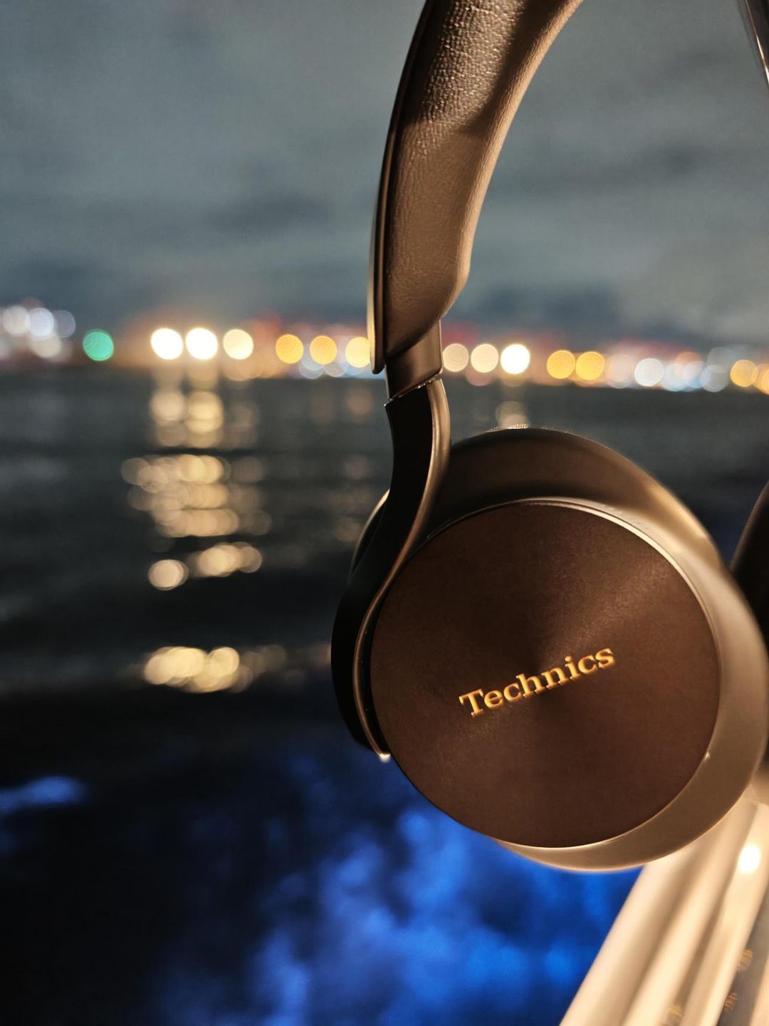 Technics EAH-A1000