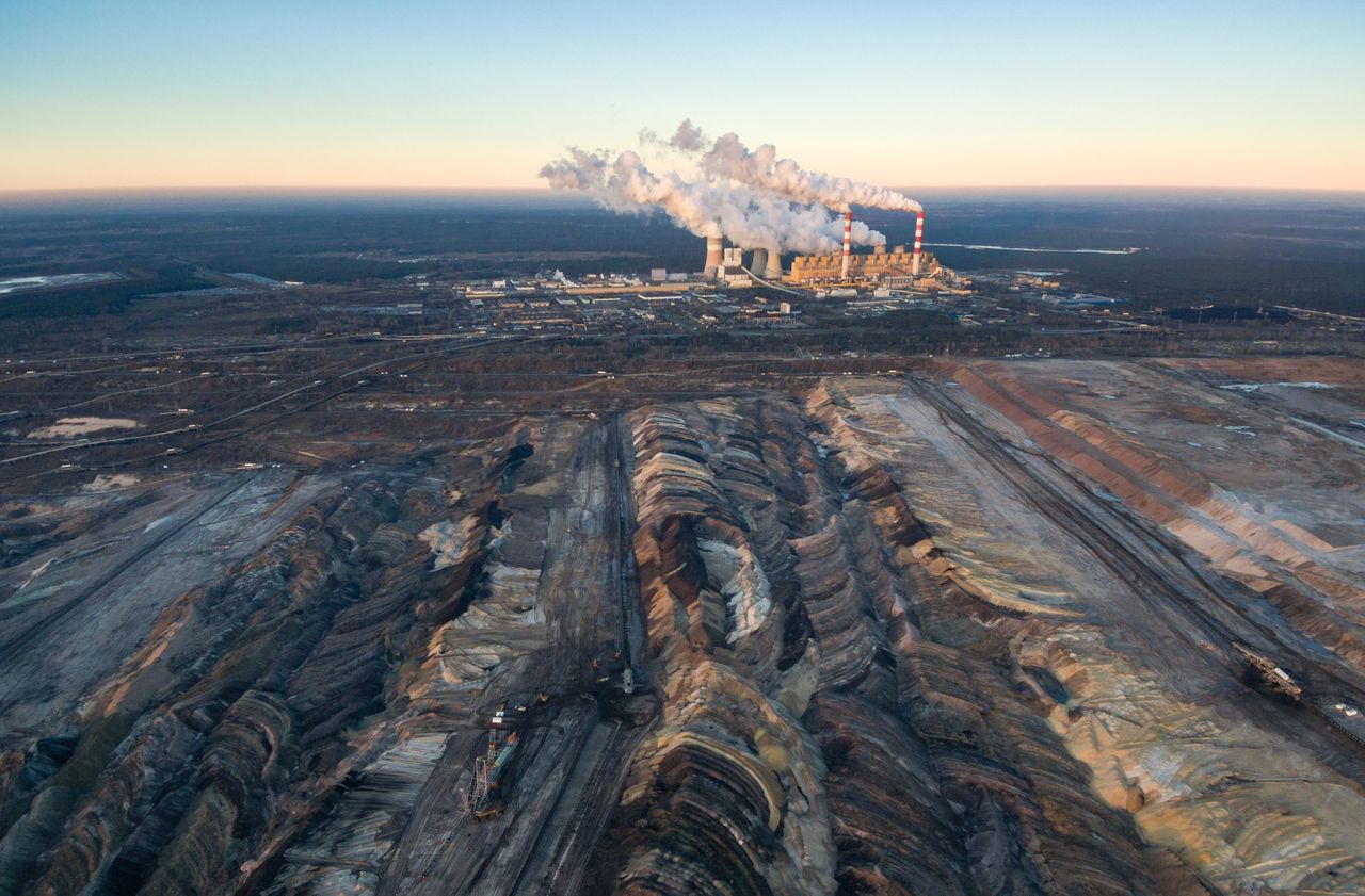 Gigant obiecał "bełchatowskie Mazury" z najgłębszym jeziorem w Polsce. Prace trwają od kilku lat
