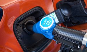 Niemcy: po rozejmie na Bliskim Wschodzie paliwa nadal drożeją